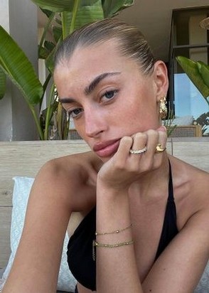 Карина (30), No phrase key specified, 10,000 ₽ час, Секс групповой, Минет в презервативе, тел +7(902)163-10-70