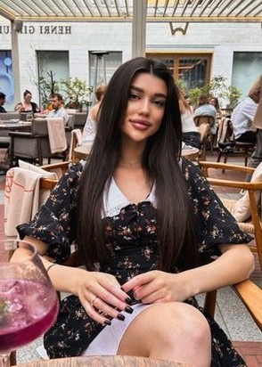 Элана (25), Чкаловская, 8,000 ₽ час, Минет без резинки, Куннилингус, тел +7(904)480-95-62