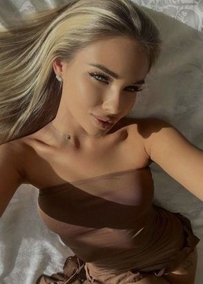 Кира (23), Новые Черемушки, 8,000 ₽ час, Услуги семейной паре, Игрушки, тел +7(937)362-85-82