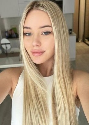 Катя (22), Чертаново Южное, 8,000 ₽ час, Стриптиз не профи, Легкая доминация, тел +7(989)792-27-08