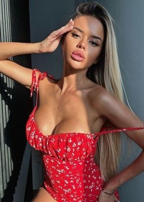 Амина ВЫЕЗД (22), Студенческая, Секс классический, Массаж расслабляющий, тел +7(991)836-75-36