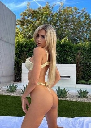 Лена (21), Шаболовская, 3,000 ₽ час, Минет в презервативе, Минет без резинки, тел +7(931)196-52-58