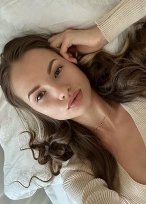 Соня (22), Багратионовская, 8,000 ₽ час, Окончание на лицо, Массаж профессиональный, тел +7(929)365-59-85