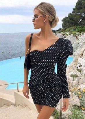 Лиза (21), No phrase key specified, Окончание на лицо, Массаж профессиональный, тел +7(953)531-37-62