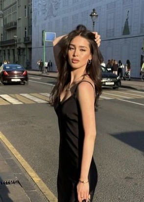 Лиана (21), No phrase key specified, Минет в презервативе, Массаж классический, тел +7(937)849-79-25