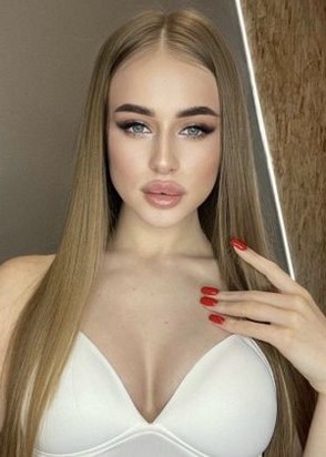 Настя (22), Петровский парк, Минет в презервативе, Окончание в рот, тел +7(928)930-90-46