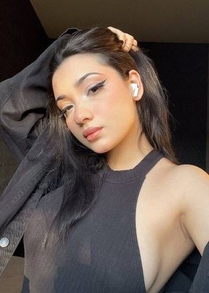 Лера (24), Студенческая, 8,000 ₽ час, Куннилингус, Золотой дождь вам (мужчине), тел +7(995)139-31-63