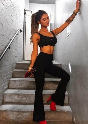 Афина (22), Марьино, Секс анальный, Ролевые игры, тел +7(917)054-30-04