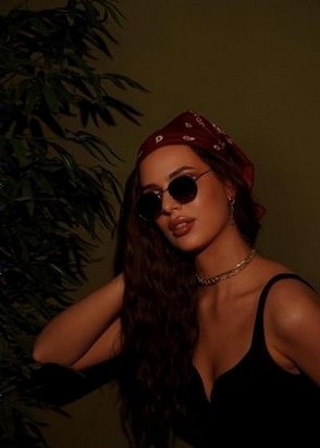 Есения (21), No phrase key specified, 8,000 ₽ час, Минет в презервативе, Стриптиз профи, тел +7(902)527-05-16