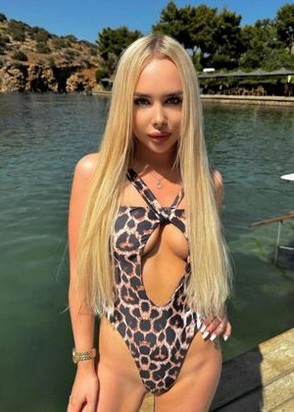 Кира (21), Новогиреево, 8,000 ₽ час, Минет без резинки, Легкая доминация, тел +7(902)860-28-13