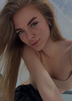 Катрин (21), Авиамоторная, Куннилингус, Массаж классический, тел +7(988)569-06-13