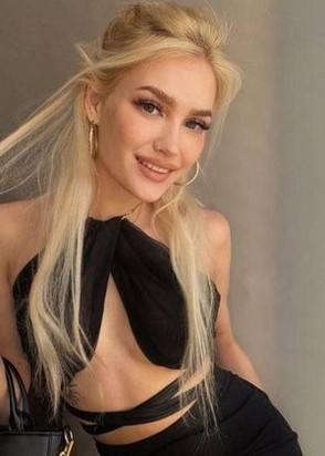 Анастасия (22), Технопарк, 10,000 ₽ час, Секс классический, Окончание на грудь, тел +7(978)841-61-62