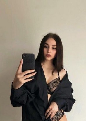 Катрин (21), No phrase key specified, 8,000 ₽ час, Минет в презервативе, Окончание на грудь, тел +7(904)540-81-90