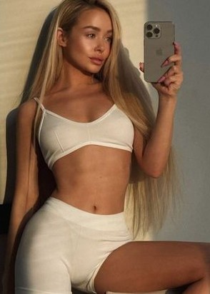 Эля (22), Семеновская, 10,000 ₽ час, Секс анальный, Минет глубокий, тел +7(921)435-81-84