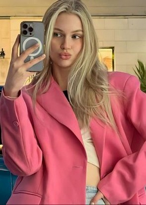 Эля (22), Щукинская, 8,000 ₽ час, Куннилингус, Фетиш, тел +7(978)028-54-35