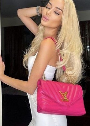 Алина (19), No phrase key specified, 9,000 ₽ час, Услуги семейной паре, Окончание на грудь, тел +7(918)150-61-76