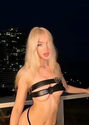 Соня (23), Студенческая, 3,000 ₽ час, Минет в презервативе, Минет без резинки, тел +7(921)840-40-76