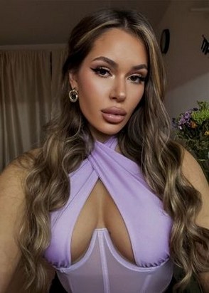 Адалинн (24), Баррикадная, 22,500 ₽ час, Секс классический, Минет глубокий, тел +7(919)410-04-13