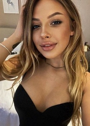 Милена (22), Коньково, 10,000 ₽ час, Игрушки, Легкая доминация, тел +7(953)591-49-71