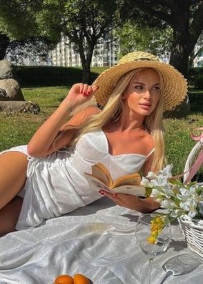 Соня (22), Тульская, 8,000 ₽ час, Массаж расслабляющий, Массаж эротический, тел +7(991)586-64-13