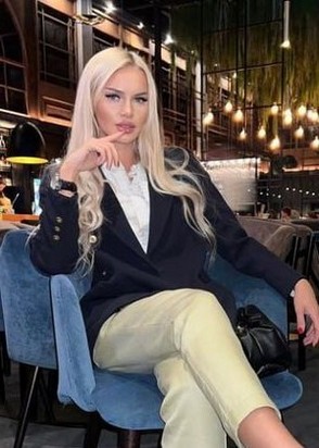 Полина (25), Смоленская, 10,000 ₽ час, Минет без резинки, Массаж расслабляющий, тел +7(989)135-37-04