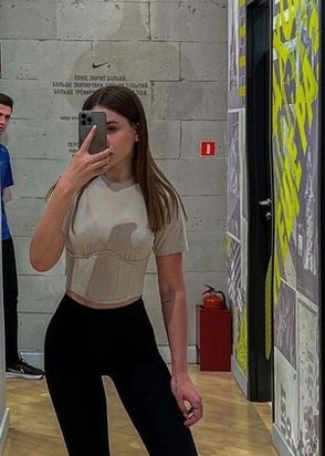 Мишель (22), Студенческая, 8,000 ₽ час, Стриптиз не профи, Золотой дождь вам (мужчине), тел +7(938)153-92-43