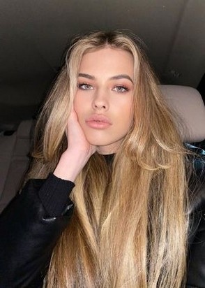 Мирослава (25), Охотный ряд, 8,000 ₽ час, Минет без резинки, Окончание на грудь, тел +7(921)268-32-64