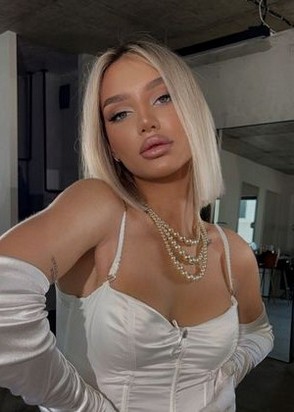 Эля (22), Крылатское, 8,000 ₽ час, Секс анальный, Окончание на грудь, тел +7(908)315-37-24