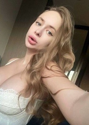 Лиза (21), Бульвар Рокоссовского, 8,000 ₽ час, Минет в презервативе, Окончание на грудь, тел +7(988)832-28-96