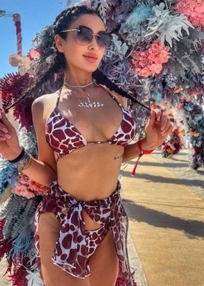 Эля (25), Таганская, 8,000 ₽ час, Минет глубокий, Легкая доминация, тел +7(950)794-30-27