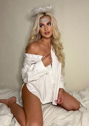 Арина (25), Севастопольская, 10,000 ₽ час, Стриптиз профи, Массаж расслабляющий, тел +7(918)716-94-75