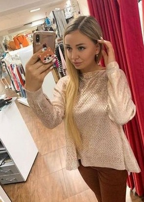 Аня (21), Студенческая, 10,000 ₽ час, Легкая доминация, Ролевые игры, тел +7(928)834-21-49