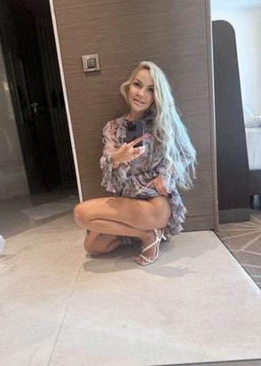 Лизонька (20), Шаболовская, Минет в машине, Массаж профессиональный, тел +7(902)804-61-30