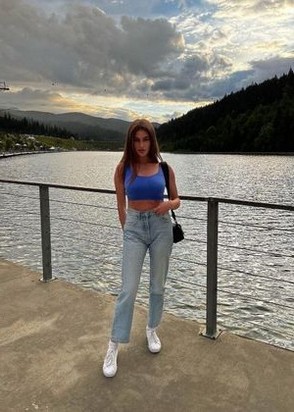 Вера (27), Ясенево, 10,000 ₽ час, Секс классический, Массаж расслабляющий, тел +7(978)034-91-67