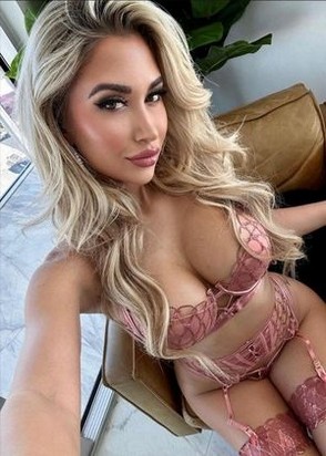 Хана (26), Верхние Котлы, 10,000 ₽ час, Секс групповой, Минет без резинки, тел +7(986)241-03-84