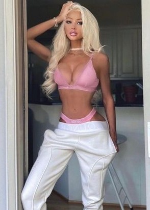 КАРИНА (18), Таганская, 10,000 ₽ час, Окончание на грудь, Массаж расслабляющий, тел +7(951)913-18-30