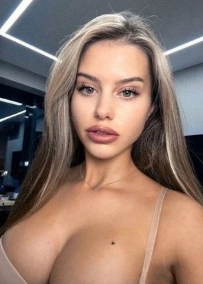 Настя (24), Тургеневская, 10,000 ₽ час, Массаж урологический, Страпон, тел +7(929)675-35-63