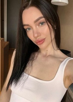 Яна (20), Чеховская, 12,000 ₽ час, Минет в презервативе, Массаж классический, тел +7(908)165-15-09