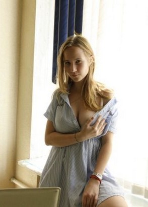 Яна (22), Авиамоторная, 10,000 ₽ час, Страпон, Ролевые игры, тел +7(919)482-15-19