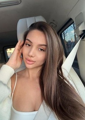 Карина (22), Мневники, 10,000 ₽ час, Минет в презервативе, Массаж урологический, тел +7(989)302-24-85