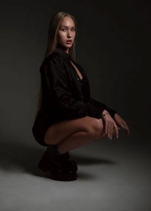 Ангелина (21), Бабушкинская, 8,000 ₽ час, Стриптиз профи, Массаж классический, тел +7(952)206-39-02