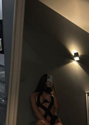 Яся (19), Студенческая, 10,000 ₽ час, Услуги семейной паре, Массаж эротический, тел +7(917)139-04-43