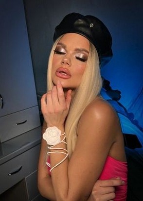 Милана (21), Таганская, 8,000 ₽ час, Стриптиз не профи, Массаж классический, тел +7(929)748-38-50