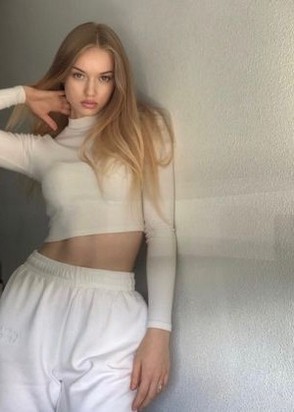 Соня (21), No phrase key specified, 8,000 ₽ час, Массаж профессиональный, Легкая доминация, тел +7(988)830-23-92