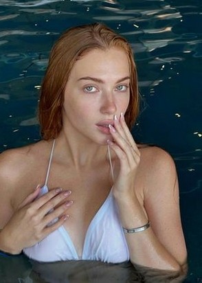 Аня (22), Перово, 8,000 ₽ час, Минет в презервативе, Легкая доминация, тел +7(995)738-98-01