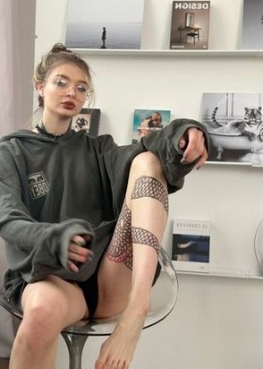 Алиса (23), Пятницкое шоссе, 10,000 ₽ час, Минет без резинки, Массаж классический, тел +7(996)248-93-56