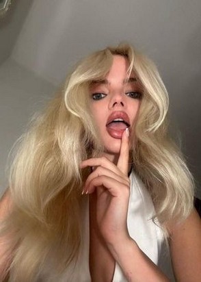 Ванесса (23), Зюзино, 10,000 ₽ час, Секс групповой, Окончание на грудь, тел +7(991)269-73-38