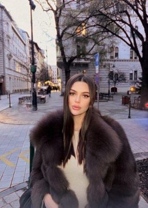 Настя (22), Охотный ряд, 8,000 ₽ час, Минет в презервативе, Массаж эротический, тел +7(927)529-83-86