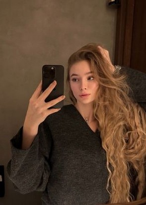 Яна (22), Лермонтовский проспект, 8,000 ₽ час, Стриптиз не профи, Массаж расслабляющий, тел +7(991)563-72-90