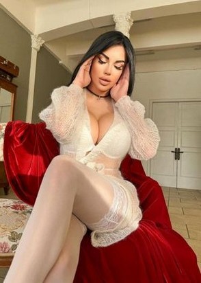 Лина (24), Смоленская, 20,000 ₽ час, Секс групповой, Минет глубокий, тел +7(928)208-53-10